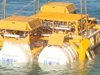 china-A-Data-Center-In-The-Ocean